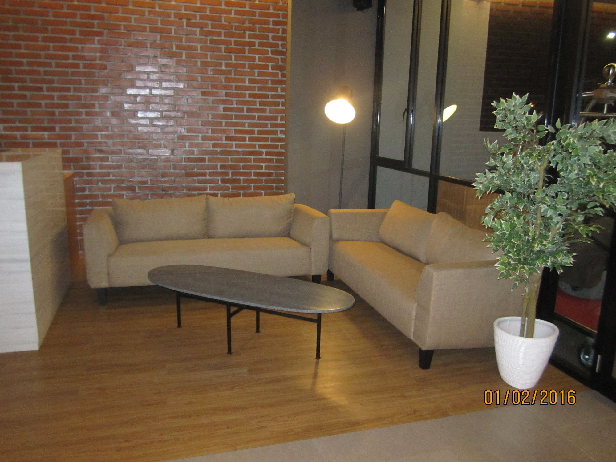 Maxley Hotel At Arjuna Jakarta Exterior photo